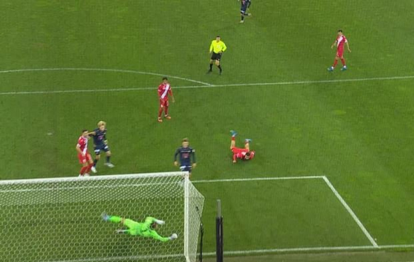 sioni-merr-nje-pike-fale-golit-te-rilind-nivokazit-kreshnik-hajrizi-shenon-autogol