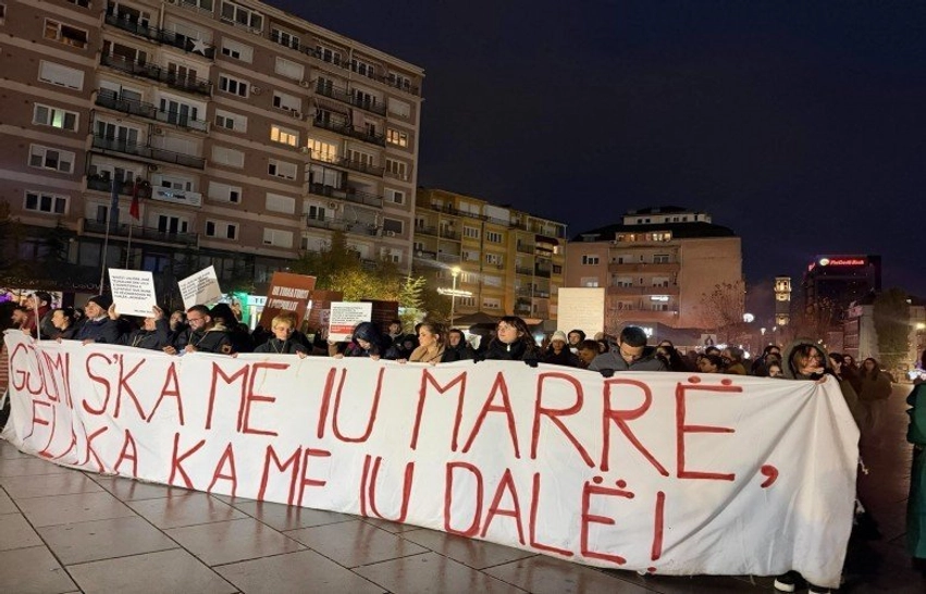 Rasti i Arlinda Zekaj  vazhdon protesta në Prishtinë