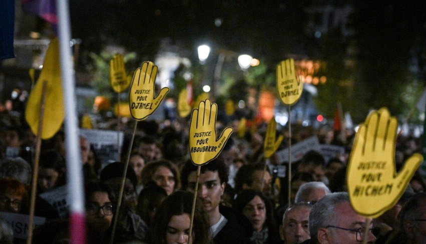 Sërish protesta masive në Francë  Ndalohen tubimet në qendër të Parisit  rikthehen oraret policore