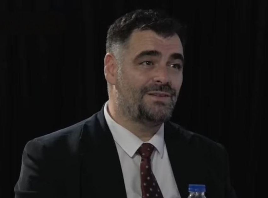 Mustafi  Ndryshimet politike në Serbi mund të përmirësojnë pozitën e shqiptarëve të Luginës