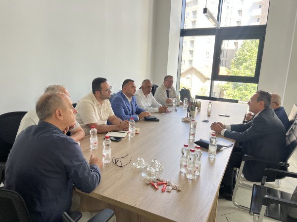 ​Bizneset e Kosovës dhe Italisë synojnë rritjen e bashkëpunimit dhe investimeve