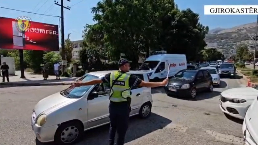 Kontrolle me dronë  radarë dhe makina inteligjente në rrugët e Gjirokastrës  549 drejtues ndëshkohen për shpejtësi dhe 335 për parakalime të gabuara