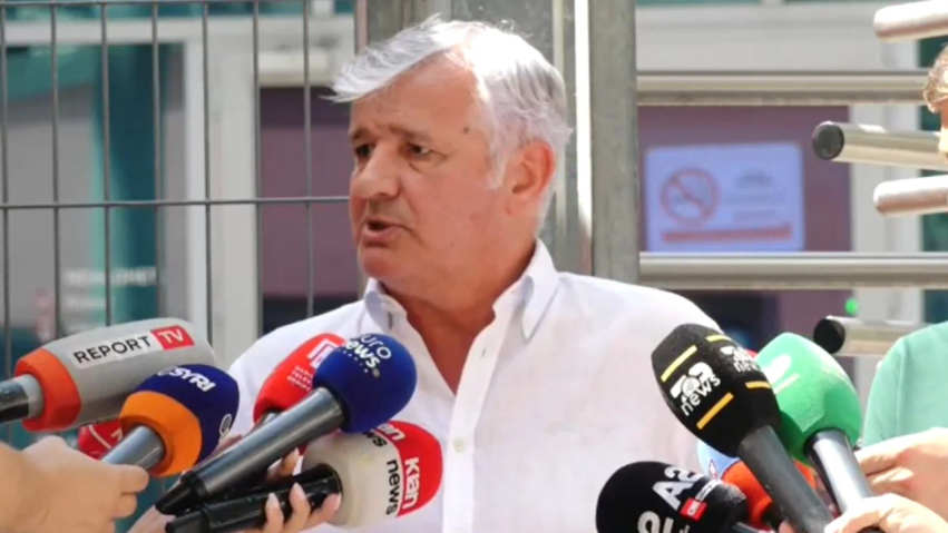 Ndalimi i telefonave gjatë proceseve gjyqësore  avokatët kundër rregullores së re të GJKKO së  S mund të kufizojë një të drejtë kushtetuese