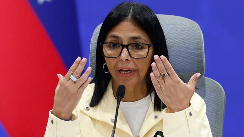 Venezuela i dorëzon SHBA së kontrollin mbi një të pestën e naftës së saj në një marrëveshje historike