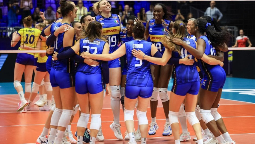 Volejbollistet italiane eliminojnë Suedinë dhe kualifikohen në gjysmëfinale të Kampionatit Evropian 