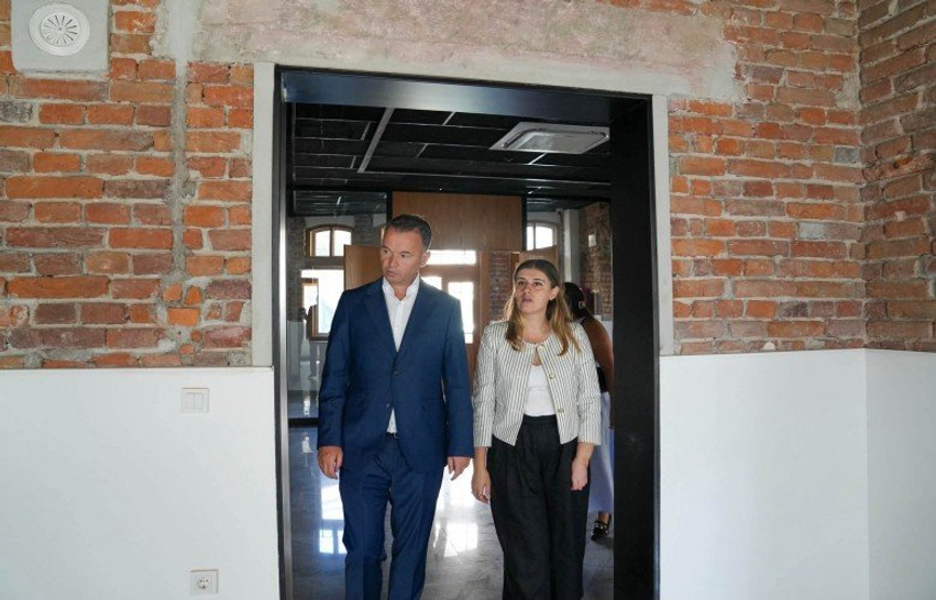 bogujevci-viziton-restaurimet-ne-mitrovice-qyteti-me-potencial-per-turizem