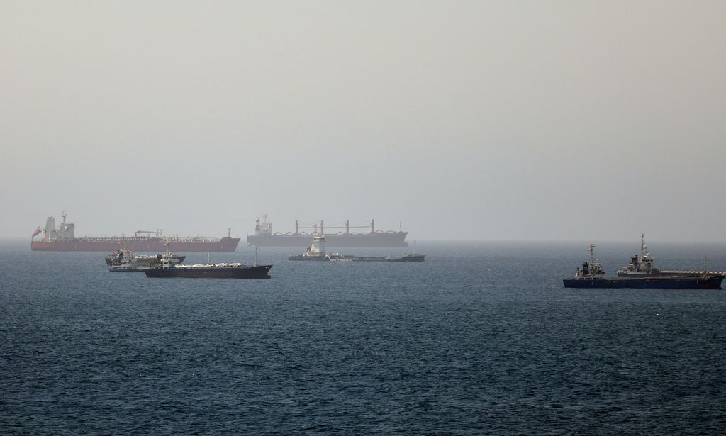 Incident në ngushticën e Hormuzit! Dy tankerë godasin mina gjatë lundrimit, humbin jetën 2 marinarë filipinas