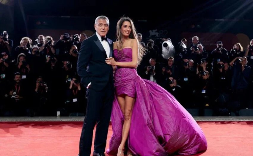 Venecia shtron tapetin e kuq  Clooney nderohet për karrierën  festivali hap debatin për Gazën dhe AI në