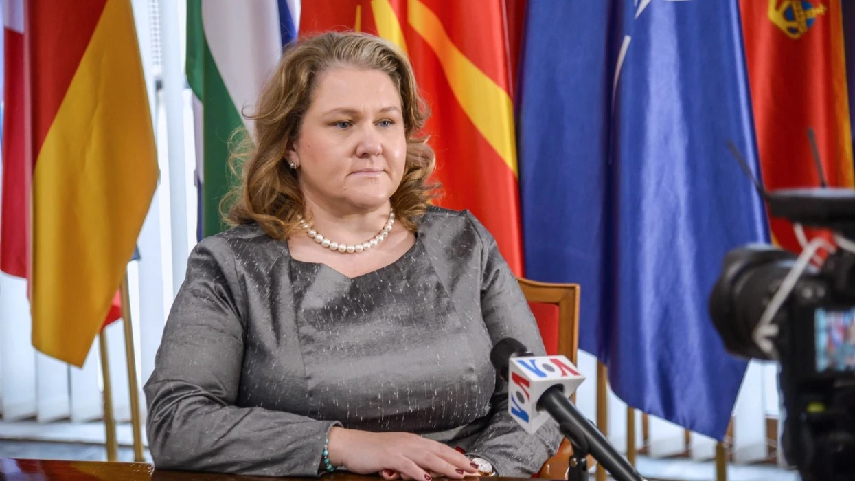 Petrovska: Qeveria duhet të informojë opinionin për negociatat për ndërtimin e qendrave të të dhënave