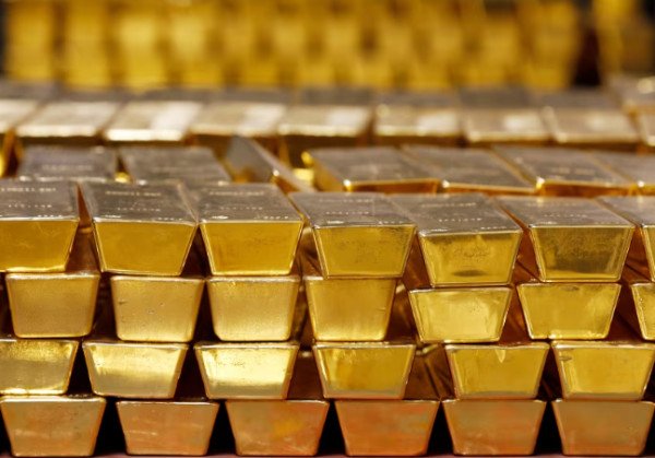 ​Holanda zhvendos miliarda euro në ar nga SHBA-ja drejt Londrës, përgatitet për kriza