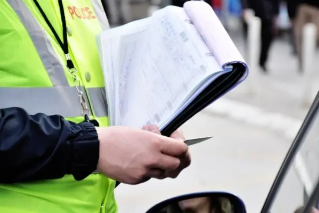 Po iu shqiptonin gjobë, tre policë sulmohen në krye të detyrës në Kaçanik