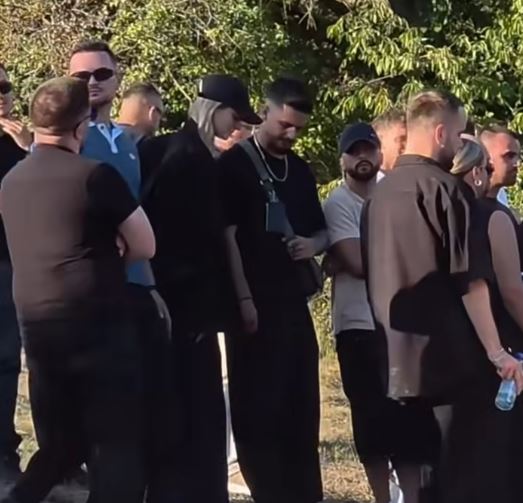 Gjesti, Gimbo dhe Selin të pranishëm në lamtumirën e fundit të Laurentit