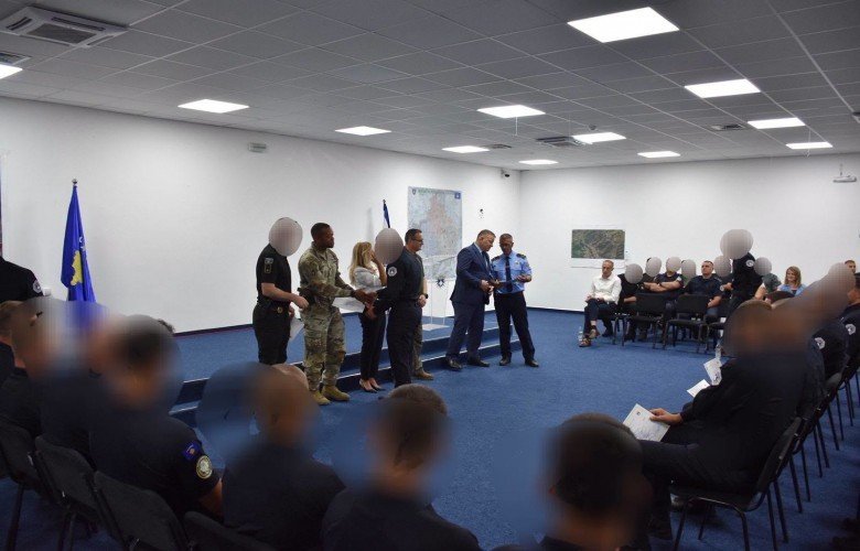 Policia certifikon 21 operatorë të rinj të Njësive për Ndërhyrje të Shpejtë