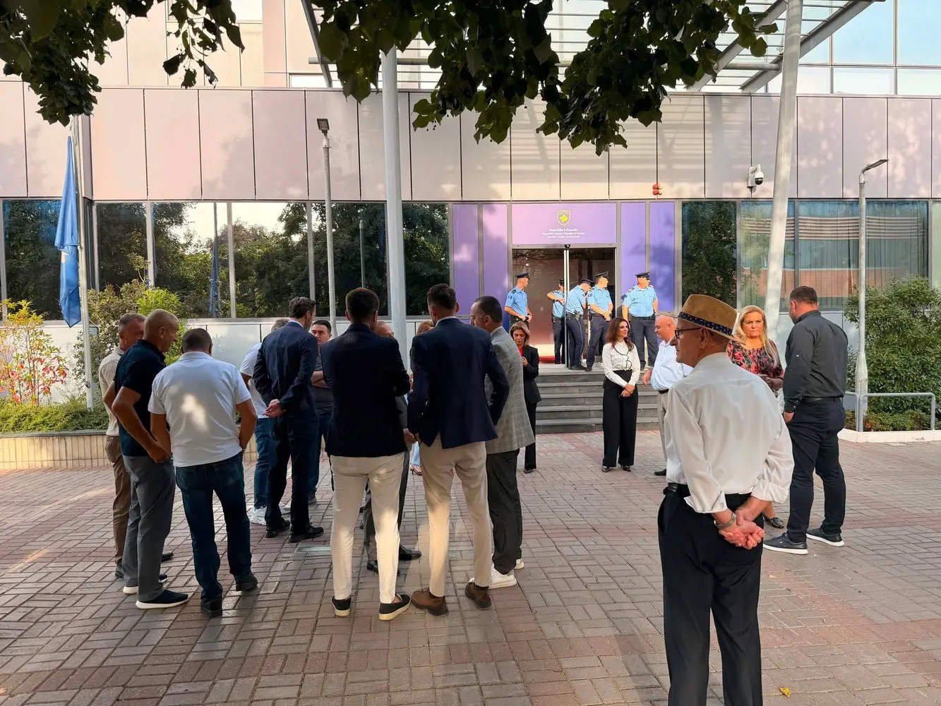 PDK sërish me aksion para Qeverisë