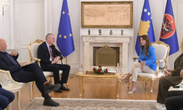 Shefi i ri i Zyrës së BE-së takon Haxhiun: Diskutuam për synimin strategjik të anëtarësimit të Kosovës shumëetnike në BE