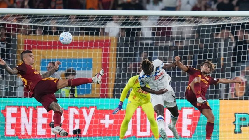 Çmenduri në Olimpico  Roma përmbys Atalantën në fund
