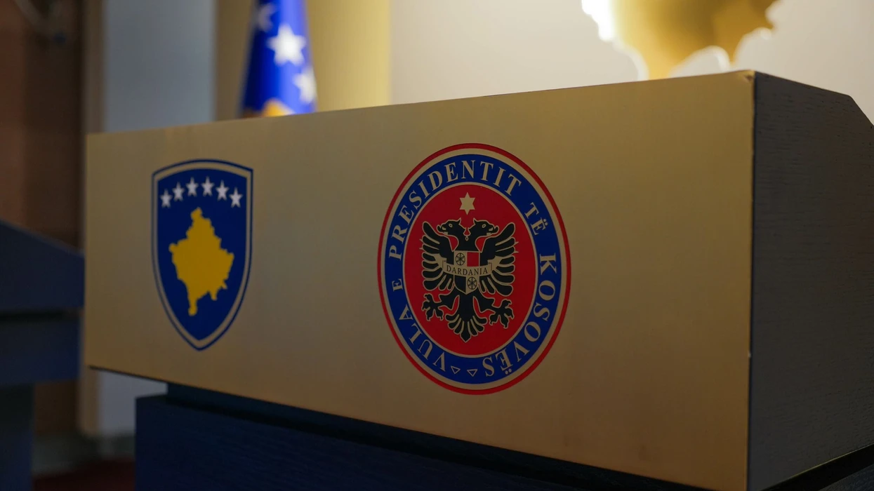 Gjashtë kushtet, Aleanca insiston në takim publik me LVV-në për Presidentin