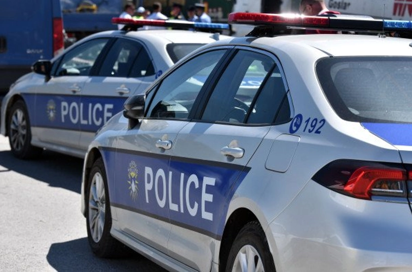Theren me thikë dy të mitur në Drenas, policia jep detaje 