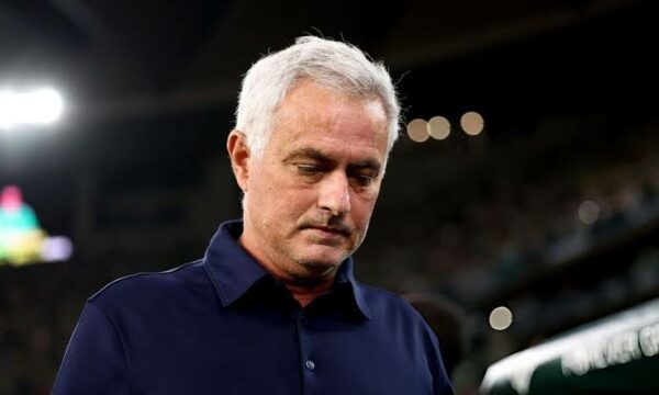 Katër lojtarë, një problem për Jose Mourinhon para ndeshjes me Interin