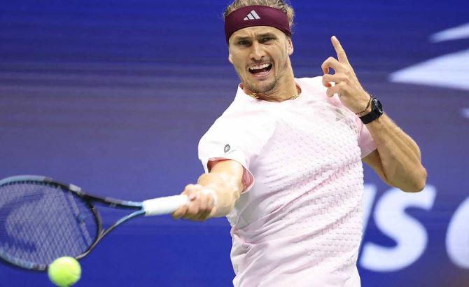 Zverev avancon në raundin e katërt të US Open