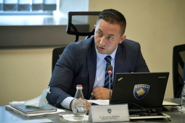 ​Armend Mehaj kryeson bindshëm sondazhin për President, lë pas Osmanin e Konjufcën