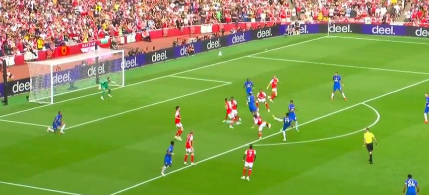 Chelsea në epërsi ndaj Arsenalit 