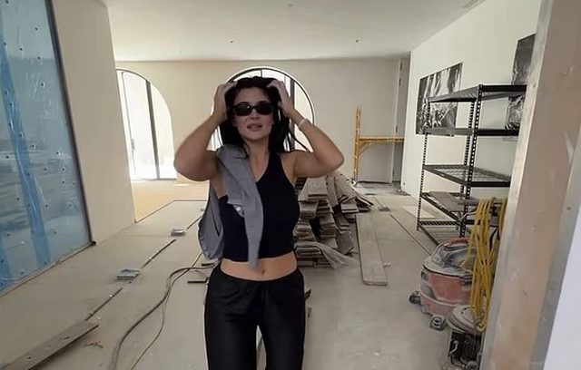 Kylie Jenner zbulon shtëpinë e ëndrrave/ 6 vite punime për rezidencën 15 milionë dollarëshe