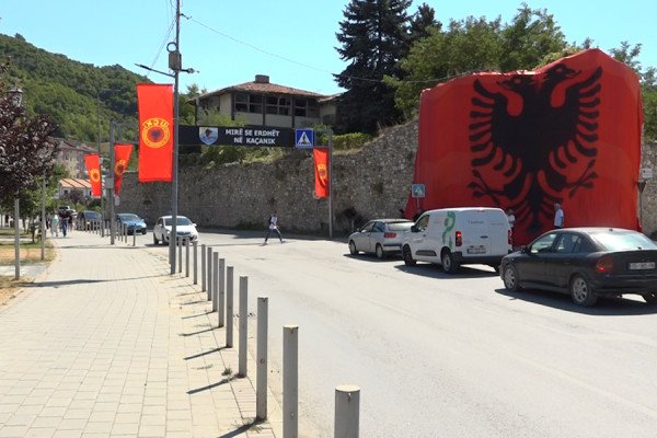 Kaçaniku feston 7 Shtatorin, mbi 350 alpinistë marrin pjesë në aktivitetet përkujtimore