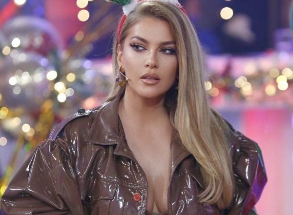​Leonora Jakupi i bashkohet thirrjes për Marshin për Liri më 12 shtator