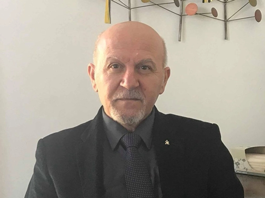 Dosti me reagim të ashpër ndaj LDK së dhe PDK së  Ja pse je këtu ku je  Kosovë