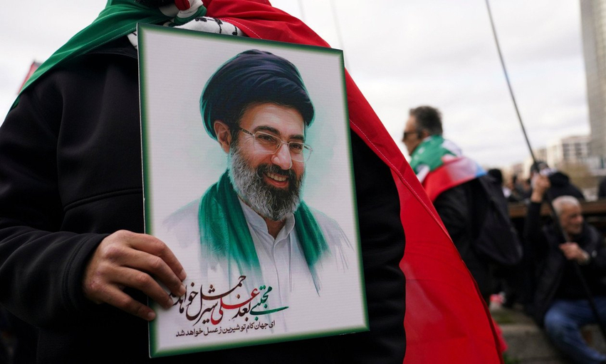 Mojtaba Khamenei  gjashtë muaj në krye të Iranit  por ende në hije  Kush e drejton realisht Republikën Islamike 