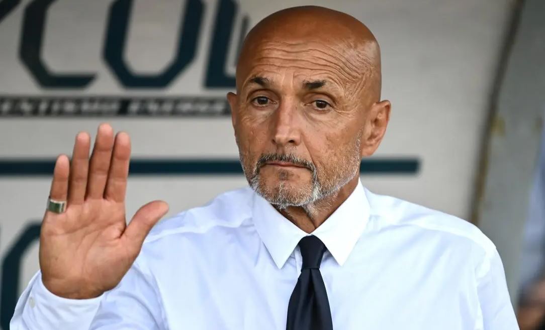 Tifozët e Juventusit e kanë me gjyqtarin, Spaleti u del kundër