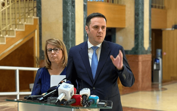 Përplasje e fortë në LDK, Bajrami i drejtohet Abdixhikut: Jeni humbës i trefishtë