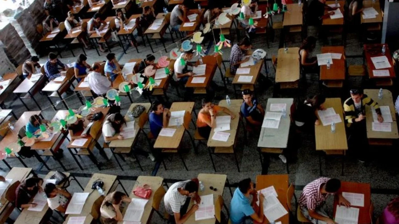 Publikohen rezultatet e PISA për 2025, nxënësit shqiptarë përmirësohen në matematikë dhe shkencë