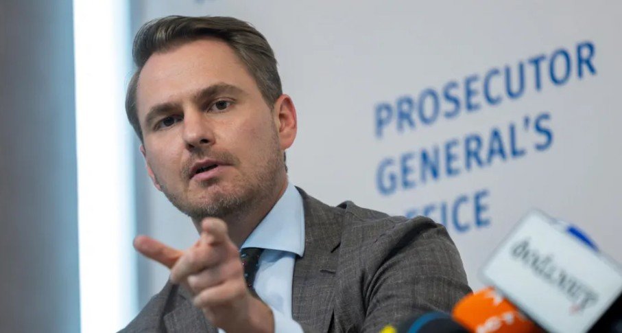  Mes akuzave për korrupsion, jep dorëheqjen Kryeprokurori i Ukrainës