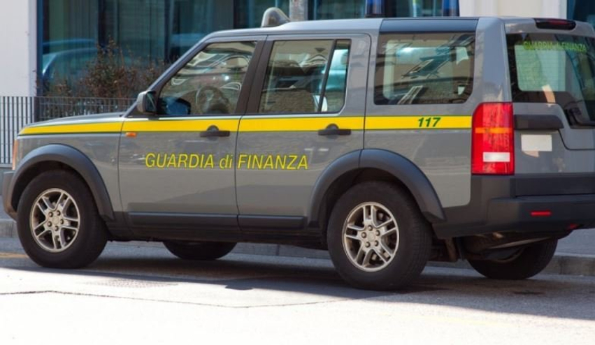 Itali  157 kilogramë kokainë e fshehur në kamionin që transportonte kuaj  Shpërndahej edhe nga trafikantët shqiptarë