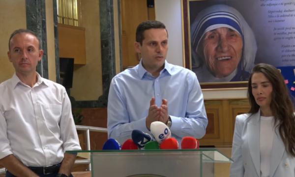 Gruda pas ndërprerjes së seancës: PDK voton çdo propozim, VV nuk po do ta konstituojë Kuvendin