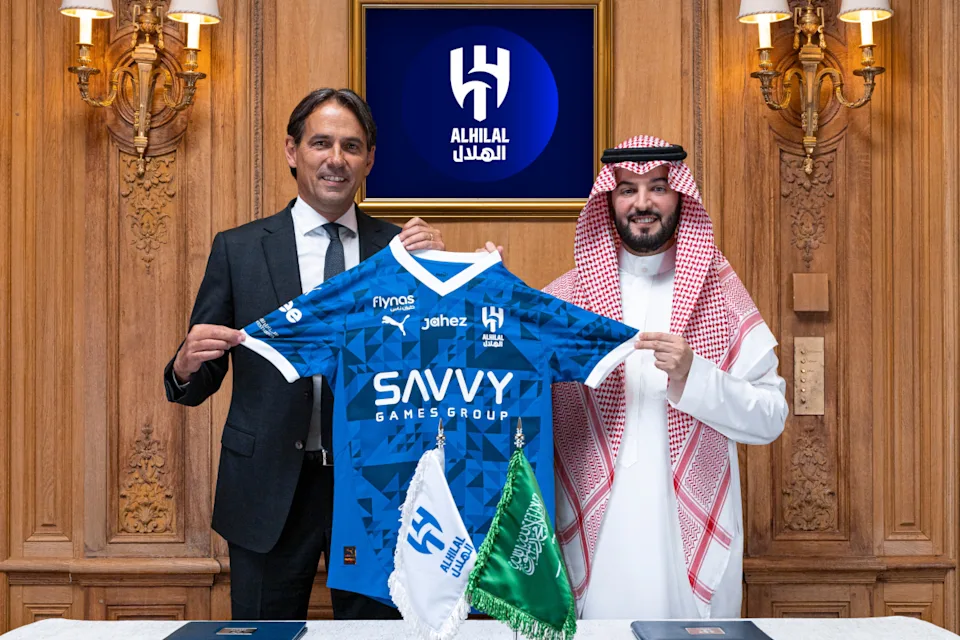 Tifozët e Al Hilal duan largimin e trajnerit pas humbjes së tij të parë në 47 ndeshje