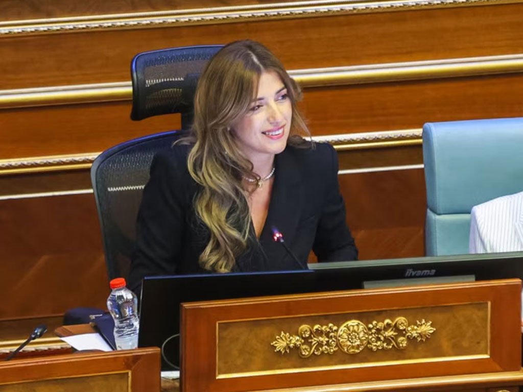 A i fillon Haxhiut një mandat i ri gjashtëmujor? Çfarë përcakton Kushtetuta