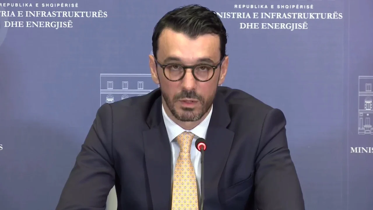Investim 85 milionë euro në Durrës/ Ministri Karakaçi: Nis projekti për trajtimin e ujërave të ndotura dhe zgjerimin e kanalizimeve