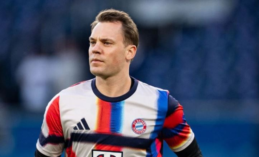Manuel Neuer para takimit me historinë