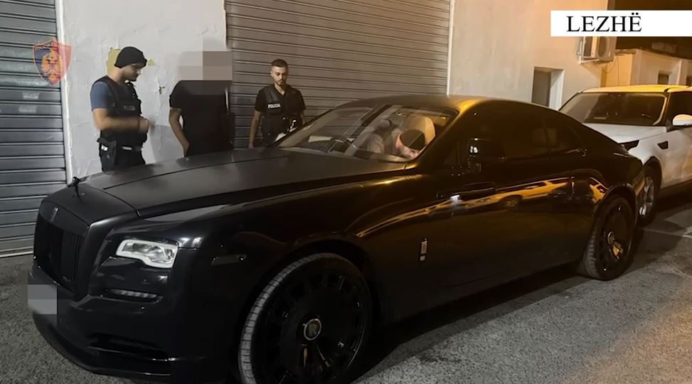 Kontrolle ndaj makinave luksoze në Lezhë/ Bllokohet një “Rolls-Royce”, nis hetimi pasuror për pronarin me banim në Britani