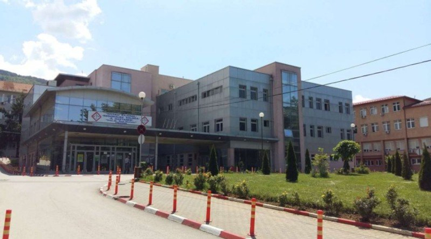 Nënshkruhet kontrata  Afro 1 5 milionë euro për të transformuar tri reparte të spitalit të Prizrenit