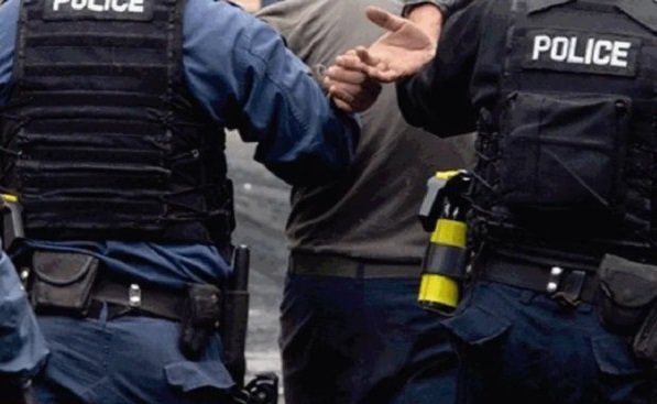 ​Bastisje në Gjilan e Prishtinë, arrestohet një person për marrje ryshfeti