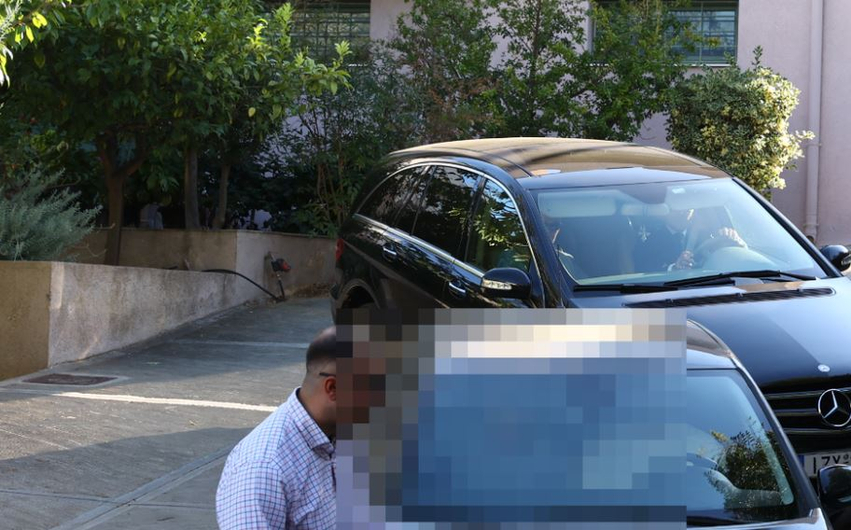 ndahet-nga-jeta-ne-moshen-54-vjecare-kengetari-grek-giorgos-mazonakis