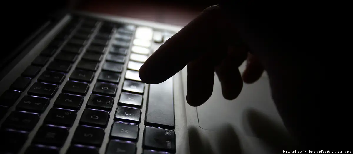 Sulmi kibernetik në Berlin: 1.4 milionë të dhëna në Darknet