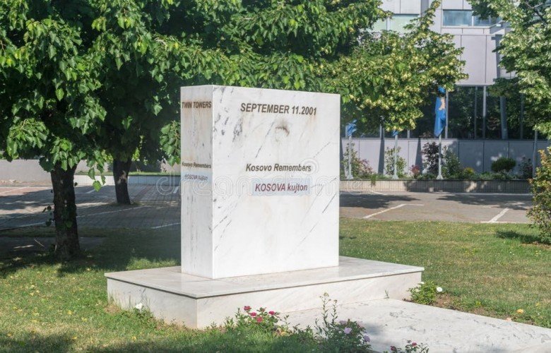 Institucionet dhe partitë politike nderojnë viktimat e 11 Shtatorit