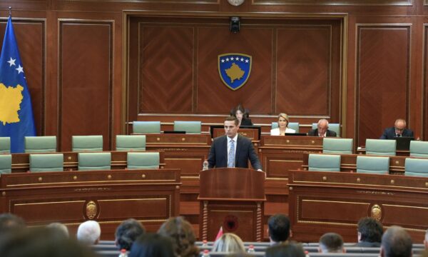 Gruda i drejtohet Konjufcës: Me votat e kujt je zgjedhur nënkryetar, me tonat kur kemi qenë shumicë, mos e bllokoni veten