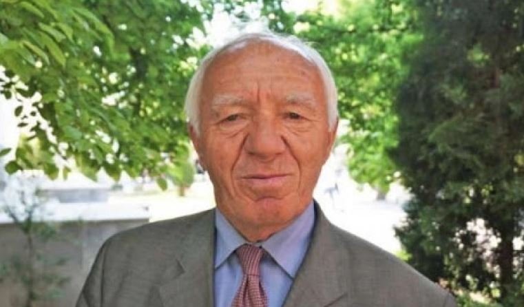 Kjo që po i ndodh Kosovës është çmenduri!...