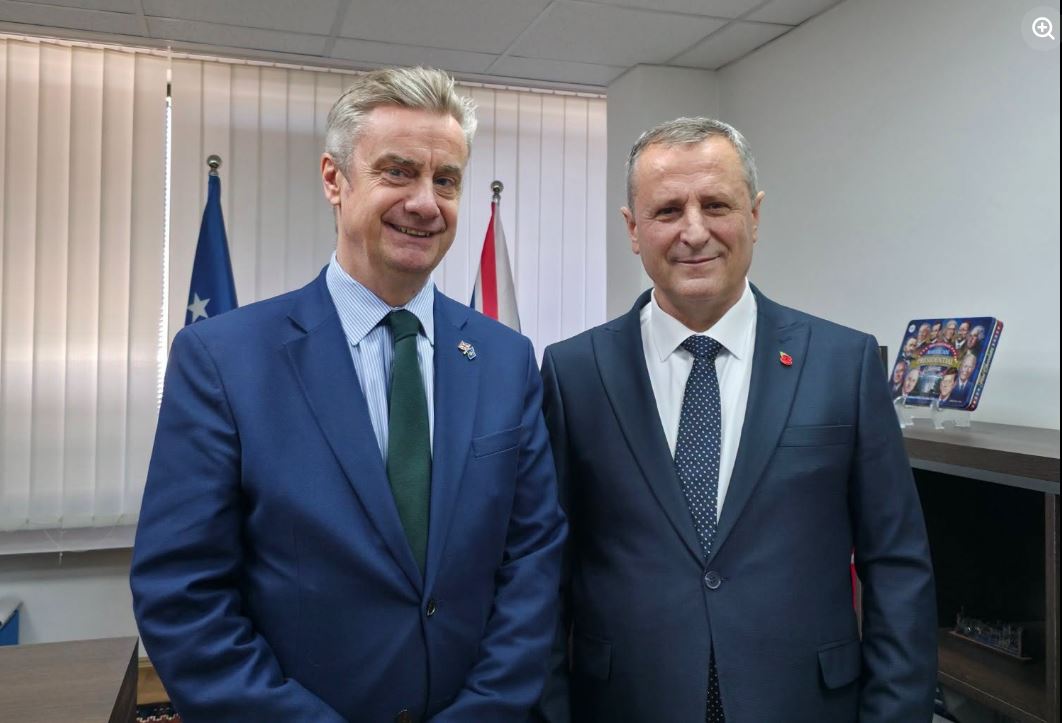 Ambasadori britanik takon Isufajn, theksohet rëndësia e bashkëpunimit 